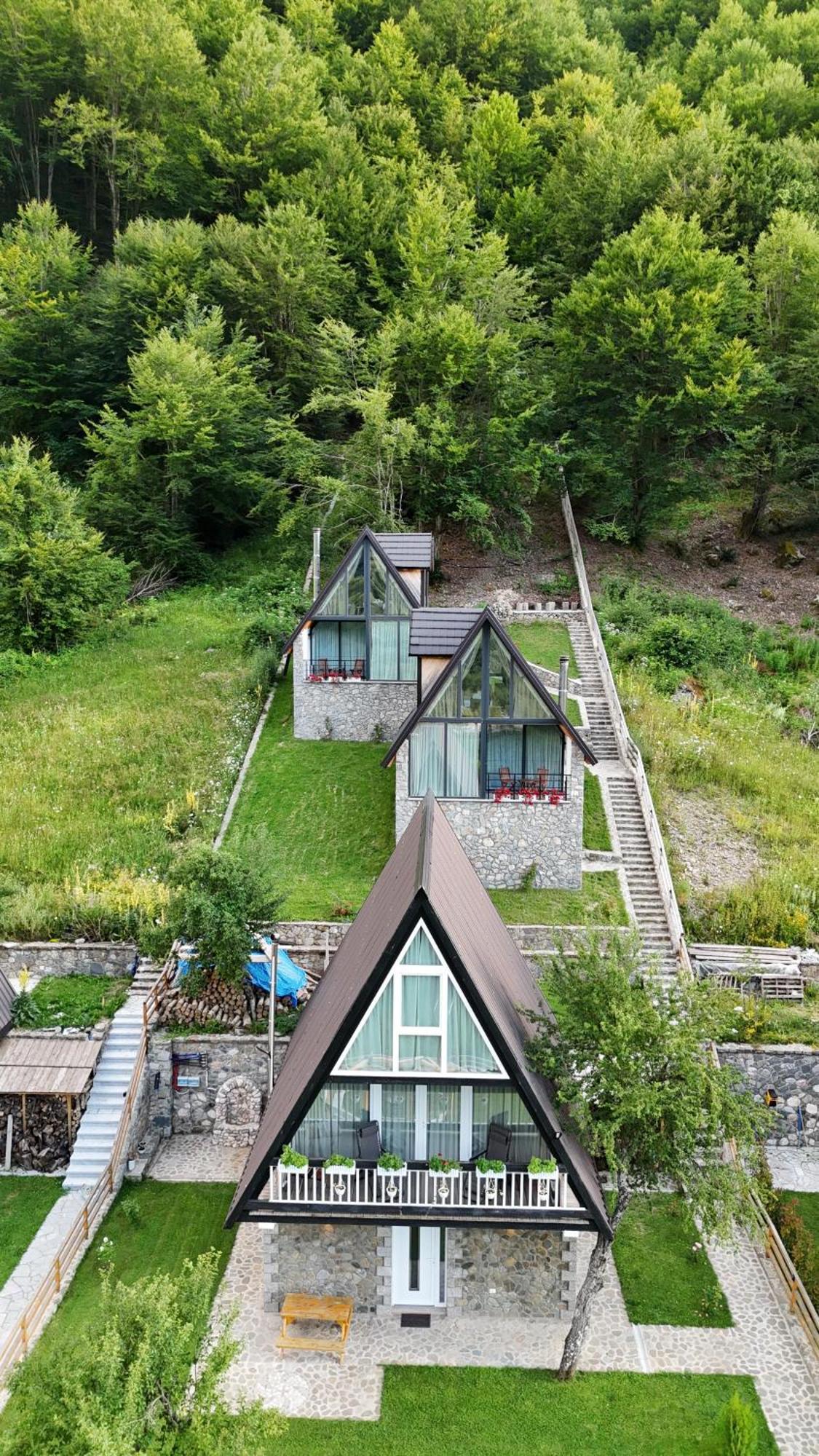 Columbus Villas Vermosh Exteriör bild